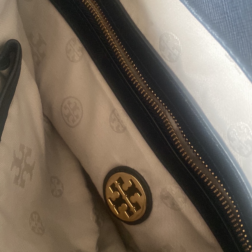 NWT Tory Burch Robinson Mini Double-Zip Tote - Picture 13 of 16